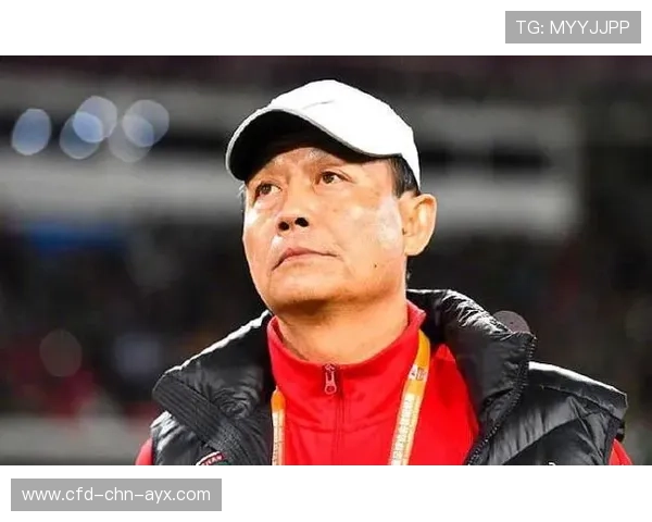 喀麦隆速度优势明显，多次击溃对手防线