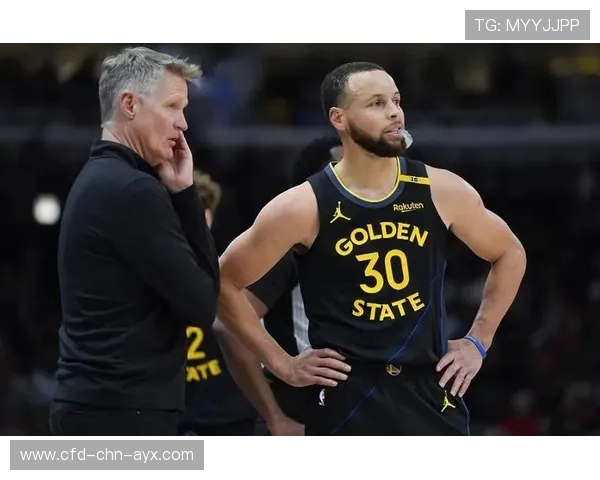 库里关键远投一击命中，勇士稳住局面